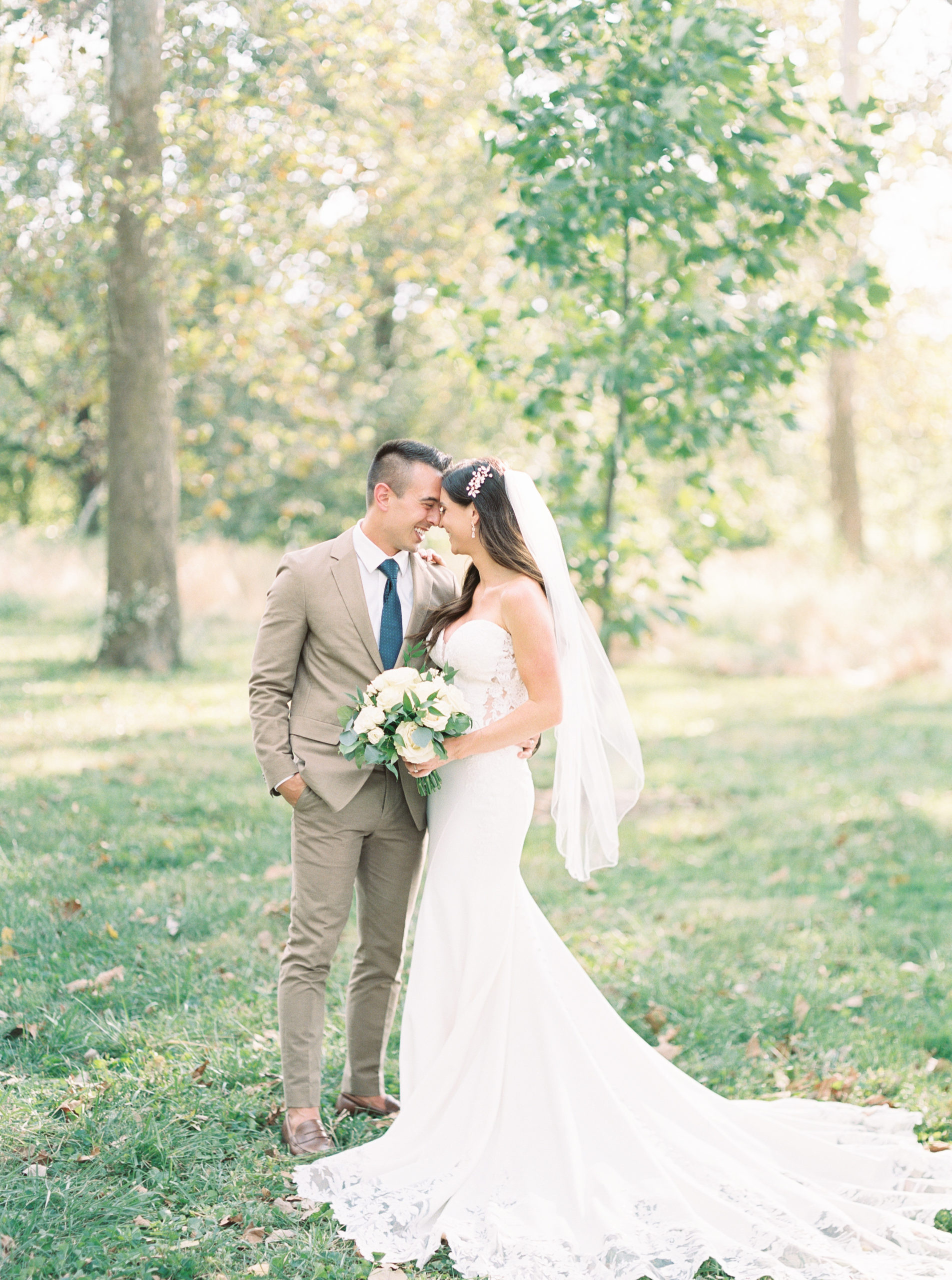 St Louis forest park intimate wedding ceremony in the fall