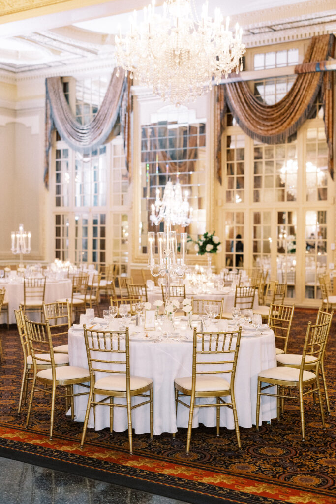 St Louis Missouri Athletic Club fall wedding reception