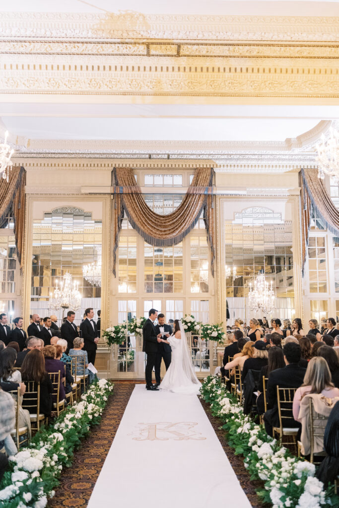 St Louis Missouri Athletic Club fall wedding ceremony